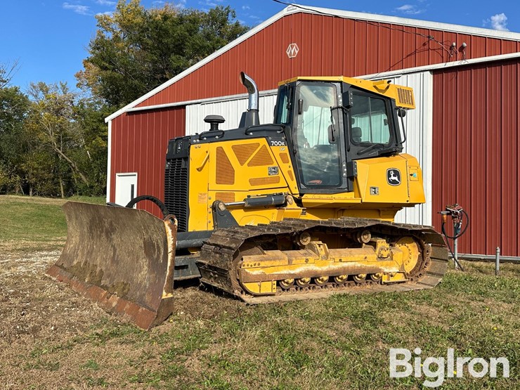 2016-deere-700k-lgp-image-10