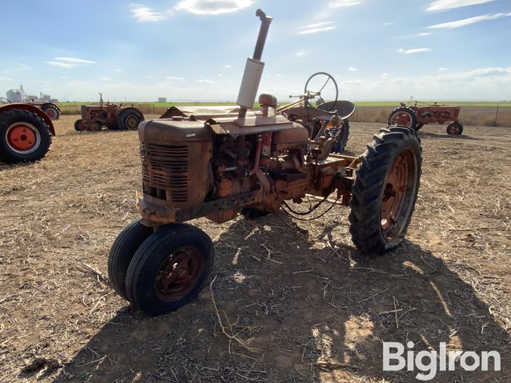 farmal-h-2wd-tractor-image-1