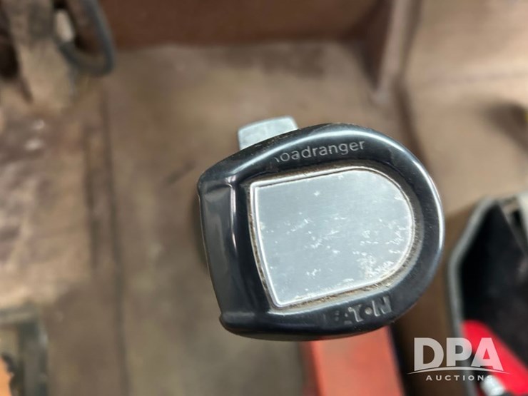 1992-international-9400-image-57