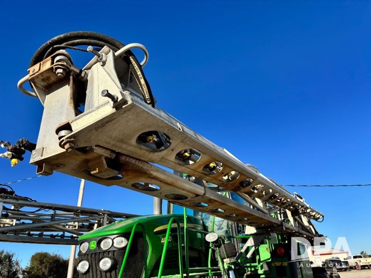 2013-john-deere-4830-image-91