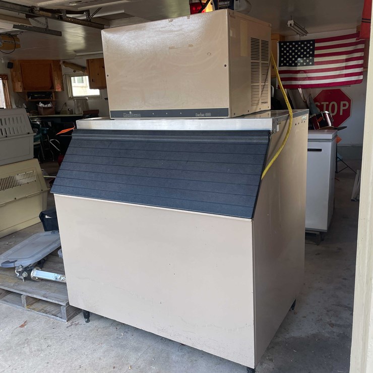 #6616 • Manitowoc 400 Series Ice Machine