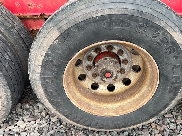 #1003-•-2017-crib-trailer-(has-mi-title)-image-70