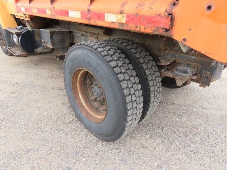 1996-ford-l9000-image-33