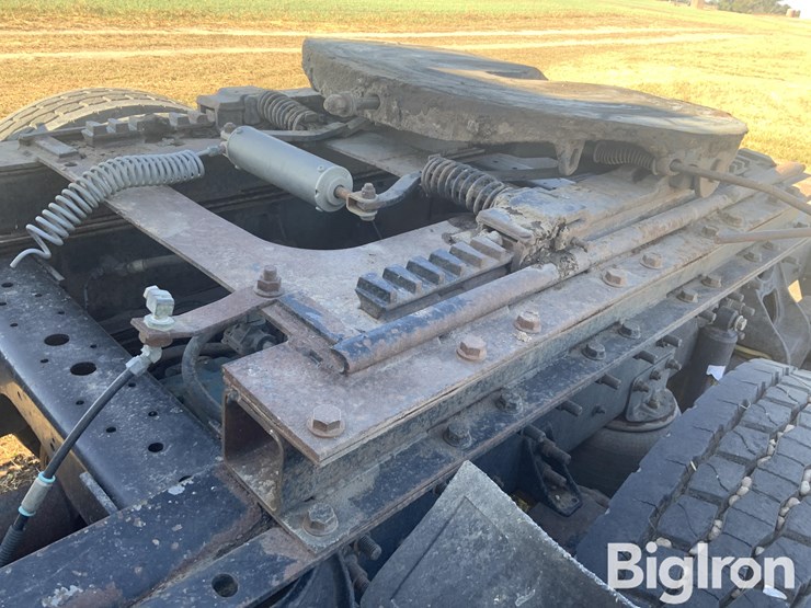 1997-international-9400-image-18