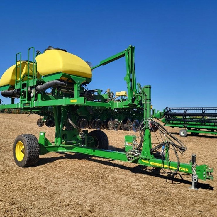 2021 JOHN DEERE 1745