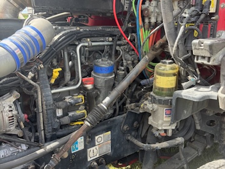 2015-kenworth-t880-image-7