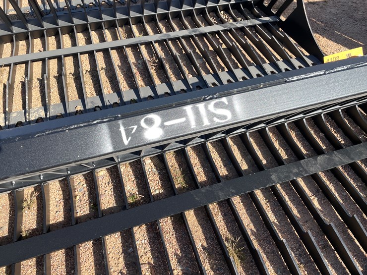 #4108-•-84"-rock-bucket-attachment-image-5