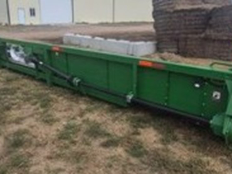 2020-john-deere-716c-image-4