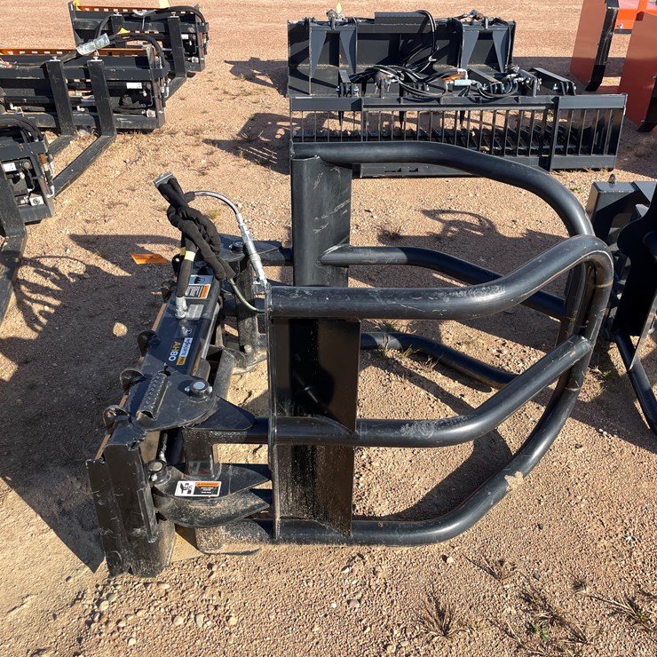 #4086 • John Deere Pro AH80 Bale Squeeze Attachment