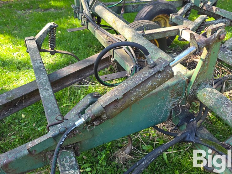 john-deere-1010-image-16