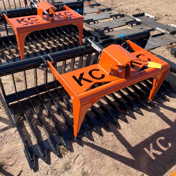 #4117 • 76" Skeleton Grapple Bucket Attachment