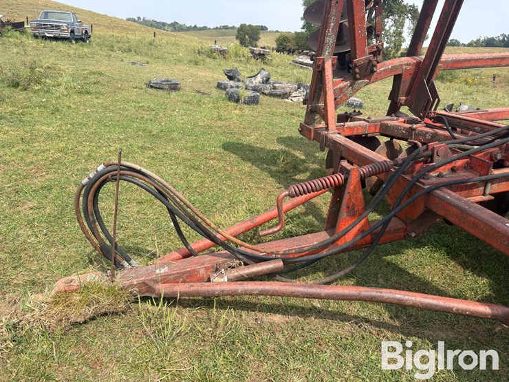 massey-ferguson-21-image-9