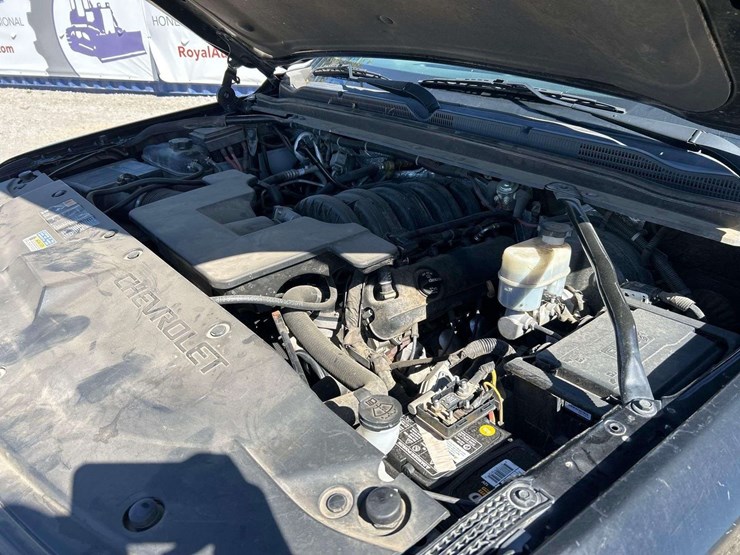 2016-chevrolet-tahoe-image-7