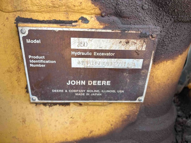 2013-deere-35d-image-5