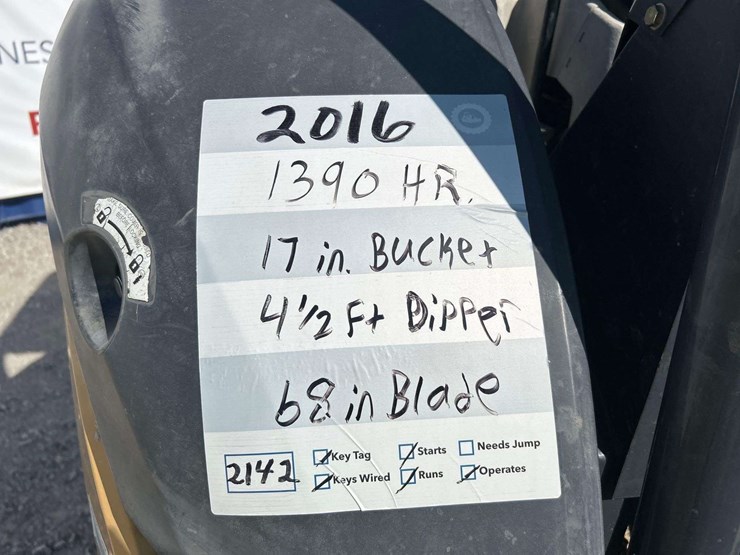 2016-deere-35g-image-22