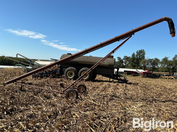 liquid-manure-load-stand-image-8