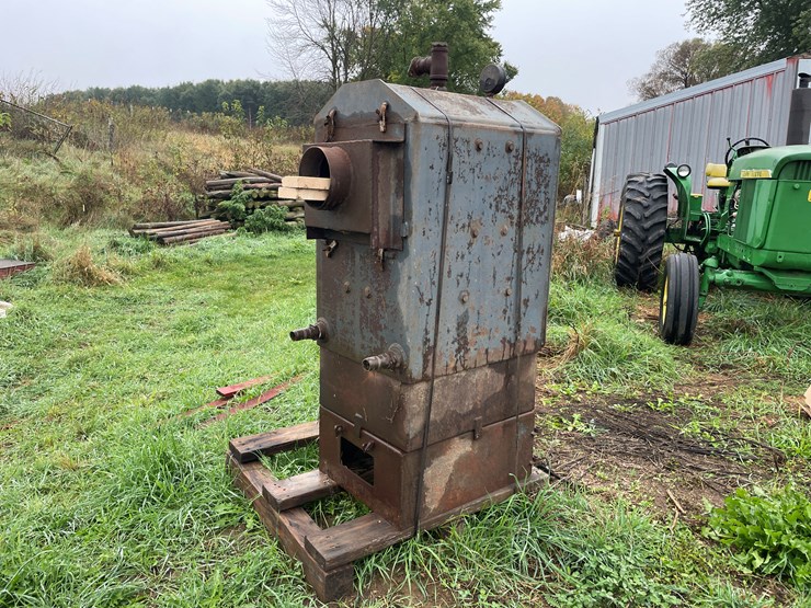 #8103-•-prairie-wood-heating-stove-image-5