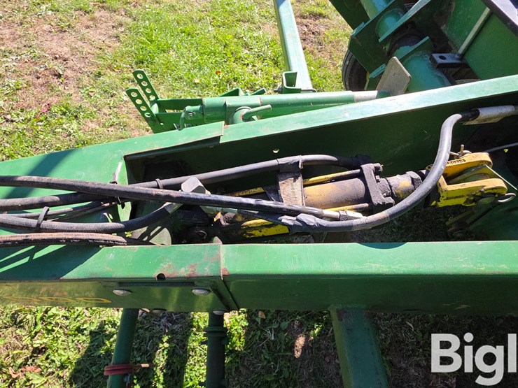 john-deere-7000-image-12