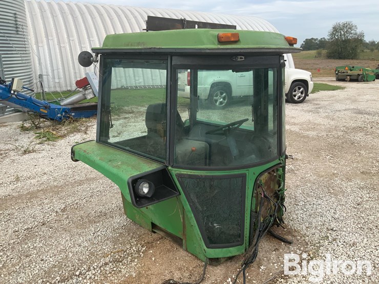 john-deere-30-image-3