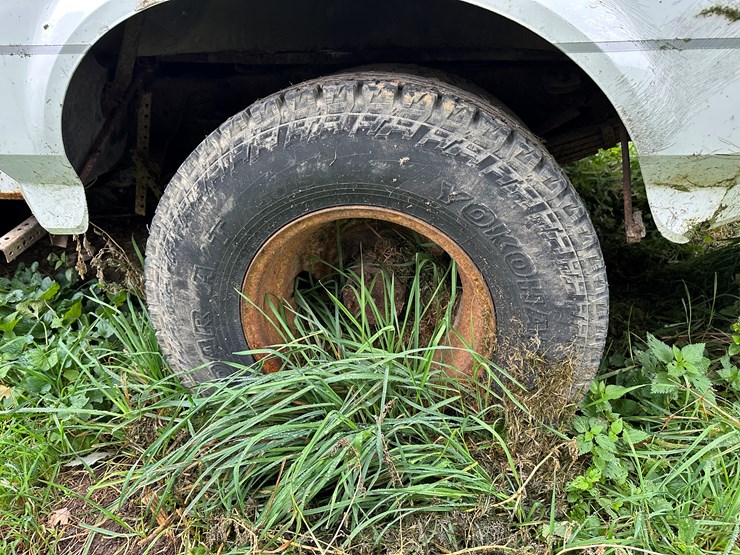 1995-ford-f350-xlt-image-32