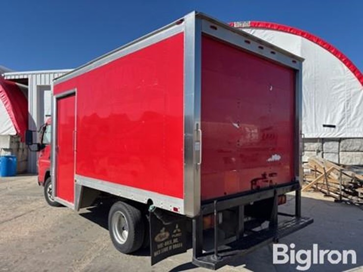 2012-mitsubishi-fuso-canter-fe180-image-7