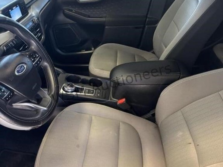 2020-ford-escape-image-20