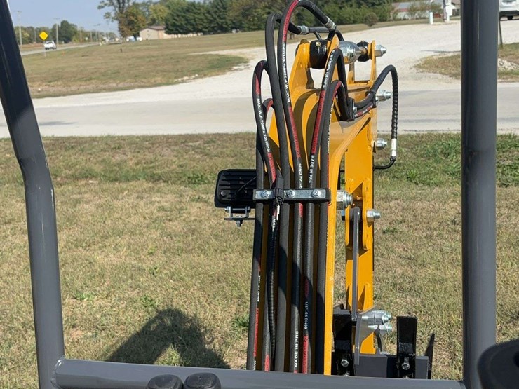 mini-excavator-mx12rx-image-35