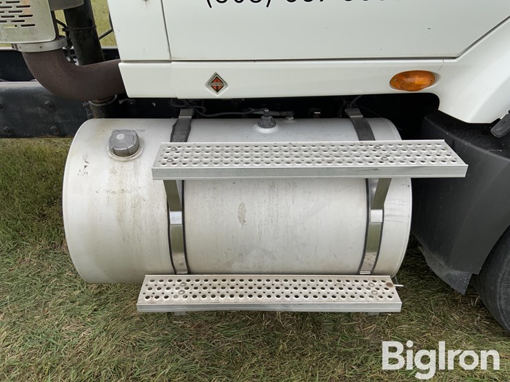 2010-international-prostar-image-20