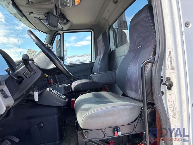 2015-international-transtar-8600-image-23