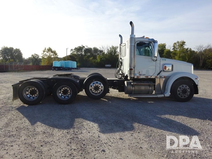 2018-freightliner-coronado-day-cab-glider-truck-(pz13996,-unit-773)-image-13