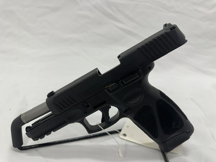 #2025-00061-•-taurus-g3-pistol-image-35