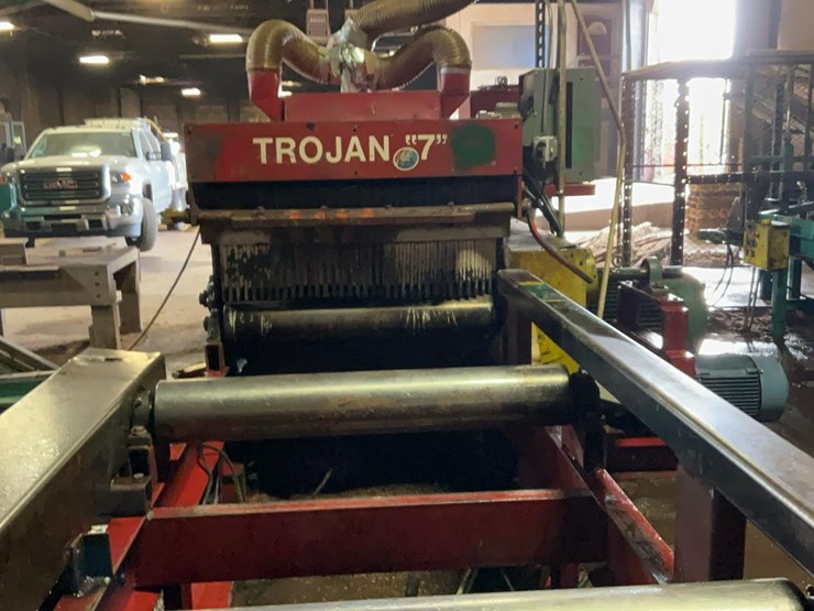 #115-•-2014-meadows-trojan-7-edger-image-35