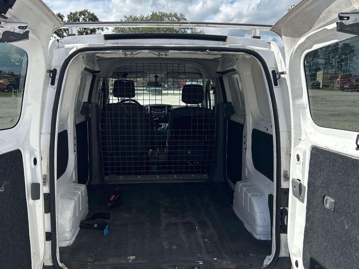 2019-nissan-nv200-image-20
