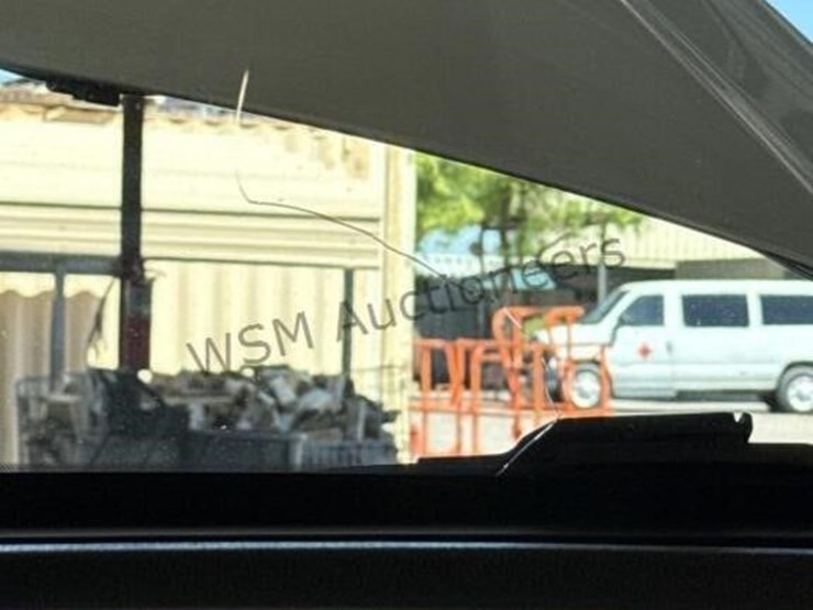 2017-ford-explorer-image-17