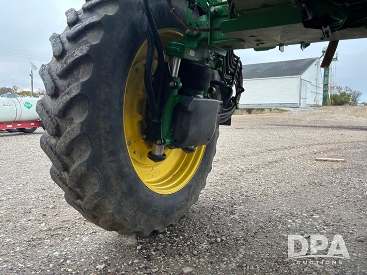2018-john-deere-r4045-image-41