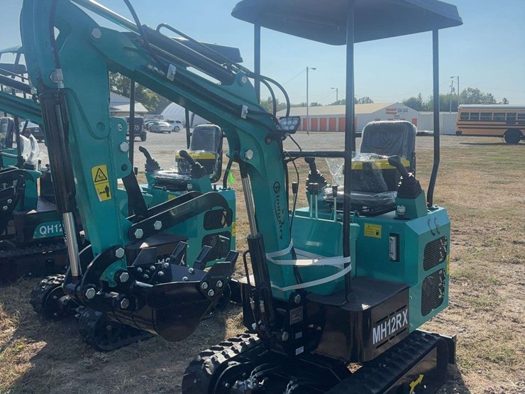 mini-excavator-mh12rx-image-1