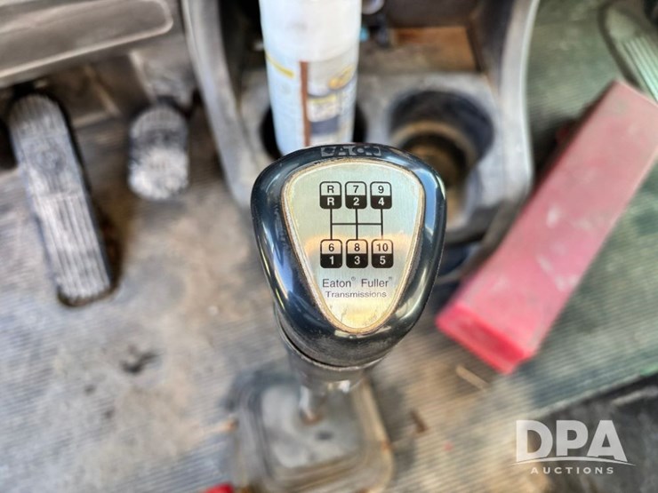 2007-kenworth-t800-image-83