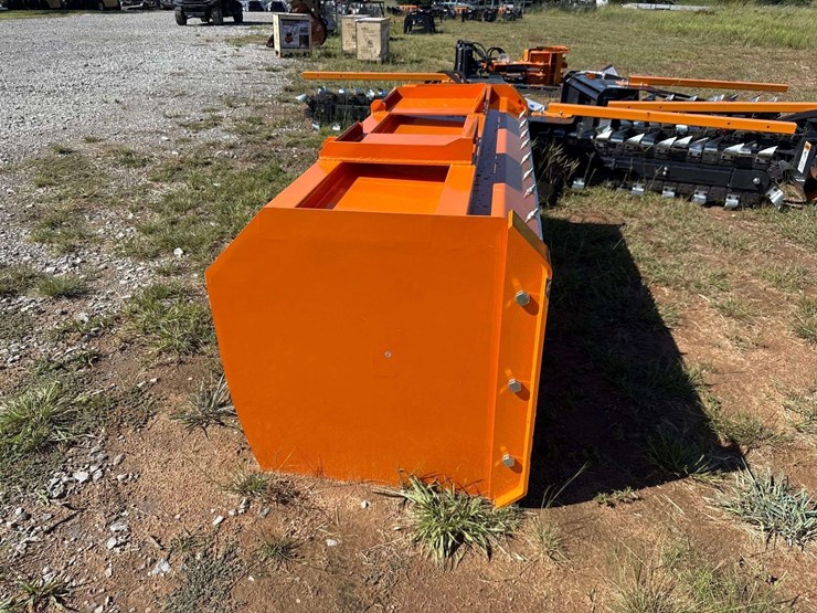 2025-wolverine-sp-15-84w-84in-snow-pusher-skid-steer-attachment-image-4