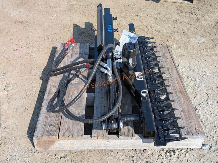 ir-mini-skid-steer-hedge-trimmer-image-1