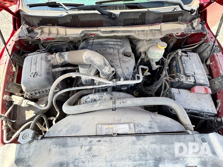 2017-ram-1500-slt-image-50