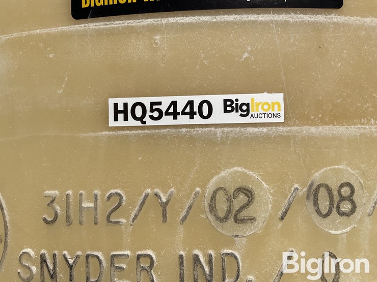 snyder-454l/120-gallon-liquid-fertilizer-poly-shuttles-image-12