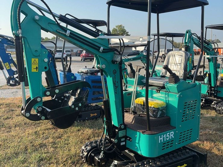mini-excavator-h15r-image-2