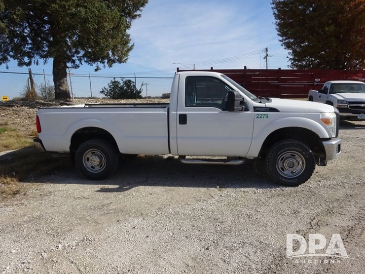 2011-ford-f250-image-26