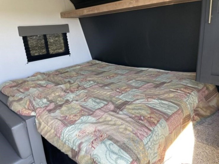 2021-keystone-18'-springdale-mini-travel-trailer-image-15