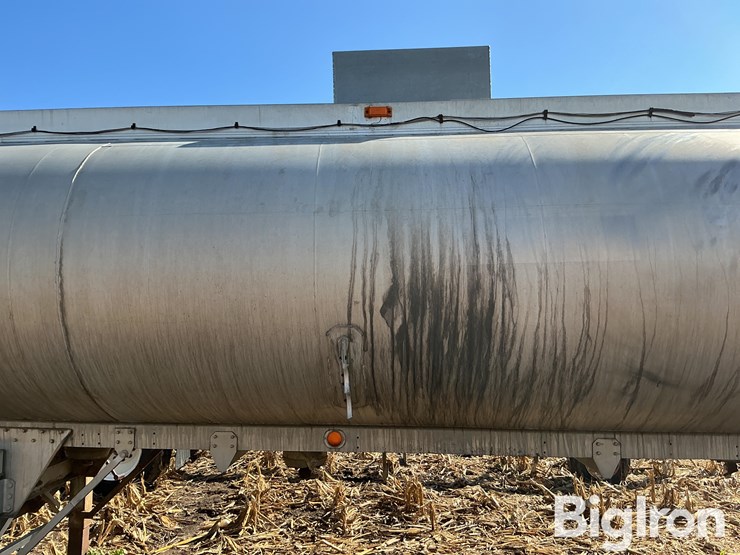 1969-trailmobile-trailer-image-16