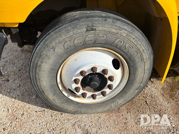 2007-international-durastar-4300-image-16