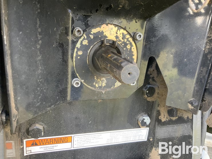 2010-case-ih-magnum-225-cvt-image-12