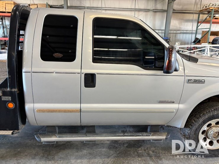 2006-ford-f350-xlt-image-40