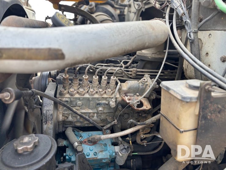 1994-ford-l8000-image-52