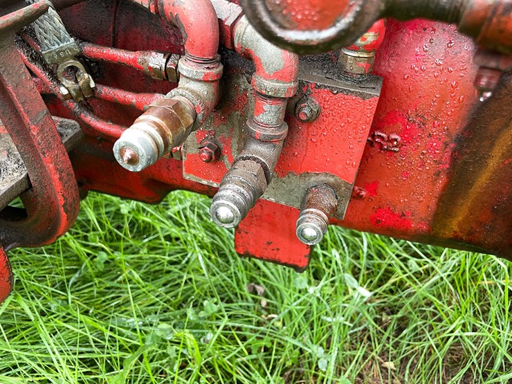 international-300-image-33